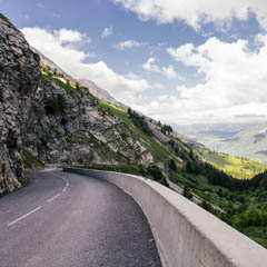 谁能推荐下的网站攻击软件